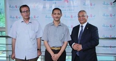 صحافة المواطن: بالصور..وفد من المصريين بالسعودية يزور مستشفى "بهية" لعلاج أورام الثدى