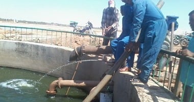 انهيار جزئى لأحواض محطة صرف بلانة فى أسوان وغرق الأراضى الزراعية 