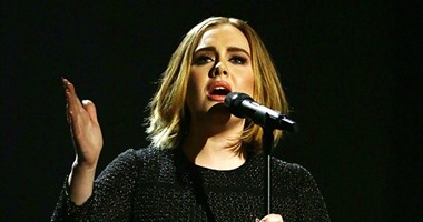بالفيديو بالصور.. أديل تظهر بلوك جديد فى نهائى "X Factor"