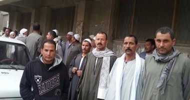 تظاهر المزارعين المتضررين من السيول بالبحيرة احتجاجا على عدم صرف التعويضات