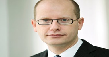 قراصنة يخترقون الحساب الشخصى لرئيس الوزراء التشيكى