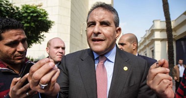 مصر وتونس.. طاهر ابو زيد يزور اتحاد الكرة للتعرف على الترتيبات والتذاكر