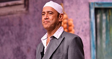 أشرف عبد الباقى يتعاقد على مسلسل "عائلة زيزو" بدون شباب مسرح مصر