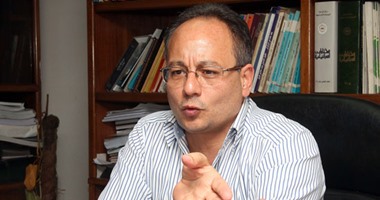 عماد جاد لـ"رئيس الهيئة البرلمانية لحزبه": إيه تاريخك وياريت تعرف حجمك