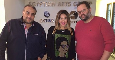 لقاء الخميسى تتعاقد رسميًا على "دقة نقص" 