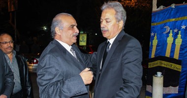 عزاء والدة عصام شيحة يجمع فرقاء حزب الوفد