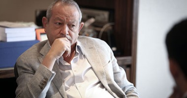 نجيب ساويرس: "المصريين الأحرار اتخطف.. والأغبياء يسعون لتغيير التاريخ"