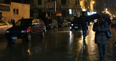 سقوط أمطار متوسطة بمحافظتى القاهرة والجيزة