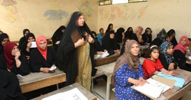 صحافة المواطن: مشرفو الهيئة العامة لمحو الأمية يطالبون بالتثبيت فى العمل
