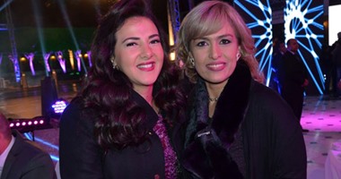 تكريم سيمون وسيد رجب وسامح عبدالعزيز عن مسلسل بين السريات بحفل نجوم الدراما