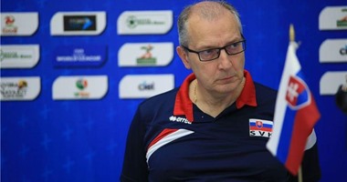 إقالة المدير الفنى لمنتخب الطائرة