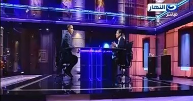 عبدالرحيم على يكشف لـ"على هوى مصر" تفاصيل تجنيد الإرهابى مفجر "البطرسية".. ويؤكد: المجلس الثورى الإخوانى أصدر بيانا ضد الكنيسة قبل 5 أيام من التفجير.. ويعرض فيديو اعتراف إخوانى بتأمين المسيرات بالسلاح