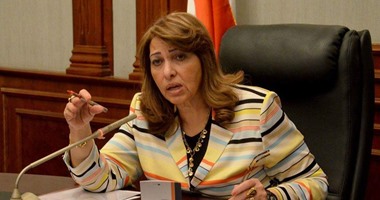 سعاد الخولي :طرح مناقصة لشركات نظافة جديدة بالاسكندرية 
