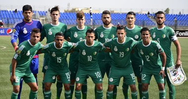 الطريق إلى الأولمبياد.. احتفال جنونى من لاعبى الجزائر بعد اقتراب الصعود