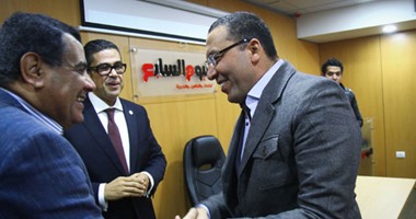 كبير مستشارى الاتحاد البرلمانى الدولى يزور موقع برلمانى ويطالب بتعميم التجربة