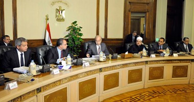 رئيس الوزراء يرأس اليوم اجتماع الحكومة الأسبوعى لمتابعة توافر السلع