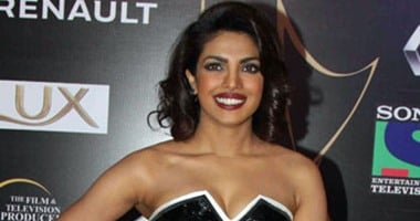 مشهد جنسى بين بريانكا تشوبرا ومكلولين فى "Quantico" يثير الجدل بالهند