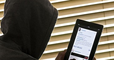 تويتر يعلن نجاحه فى الحرب على المتطرفين والإرهابيين