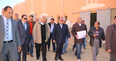 بالصور..محافظ القاهرة يوجه بالانتهاء من مشروع مجمع المغالق بالقطامية  