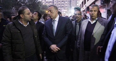 محافظ الجيزة يقرر عقد اجتماعات دورية مع نواب المحافظة لبحث مشاكل الدوائر