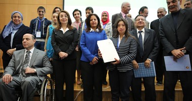 وزارة الاتصالات تكرم 50 طالبا متفوقا من ذوى الإعاقة