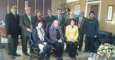 نادية مبروك تستقبل وفداً من الإذاعة الإندونيسية