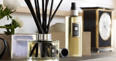 عطور الفواكه واللافندر وصفات سحرية لغرف نوم هادئة مريحة