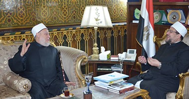 ضم على جمعة وجعفر عبد السلام لمجلس أمناء جامعة الأوقاف الإسلامية بكازخستان
