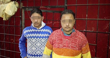 ضبط عاطلين متهمين بسرقة حقائب السيدات فى دمياط