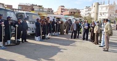 شركة نظافة جديدة تتسلم مهام عملها اليوم بمدينة القصير فى البحر الأحمر
