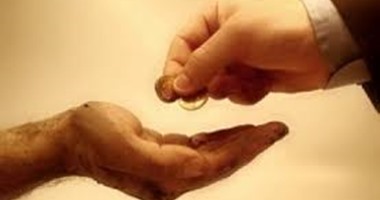 هل يجوز صرف أموال الزكاة على رواتب العاملين بالمؤسسات الخيرية؟ الإفتاء توضح