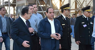 السيسى: من يخطئ بمؤسسات الدولة سيحاسب ولا نريد فرقة بين الشعب والأمن
