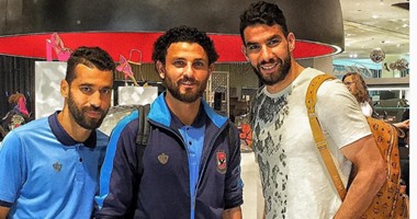 حسام غالى وعبد الله السعيد وشريف إكرامى يتسوقون بمول فى دبى