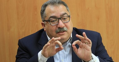 تقنيات السرد فى روايات إبراهيم عيسى فى صالون "هلال"
