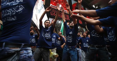 بالصور.. شيعة العراق يحييون فى كربلاء أربعينية الإمام الحسين