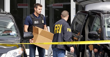 بالصور.."FBI" يداهم شركة تسويق رياضى فى أمريكا بحثا عن أوراق فساد الفيفا