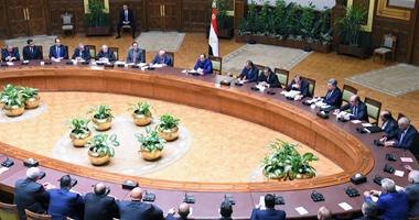 بالصور..السيسى لرجال الأعمال:لايوجد أى سبب يجعلكم خائفين من الاستثمار فى مصر
