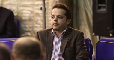 هنيدى ناعيا محمود عبد العزيز: "وداعا الساحر إنا لله وإنا إليه راجعون"