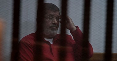 فى التخابر مع قطر.. النيابة تسلم المحكمة مكاتبات المخابرات الى مرسى