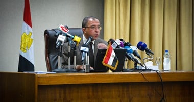 عودة أشرف العربى وزير التخطيط السابق لمصر ليتولى رئاسة معهد التخطيط