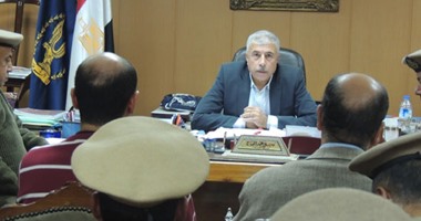 بالصور..مدير أمن الغربية يجتمع بمساعديه للتأكيد على حسن التعامل مع المواطنين