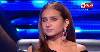 بالفيديو..نيللى كريم: تزوجت فى سن الـ 16 دون علم أهلى.. و"مش ندمانة"