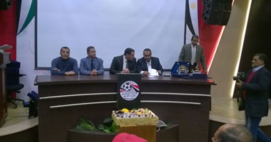 اتحاد الكرة يرفض إلغاء خاصية الحكم الخامس فى الدورى