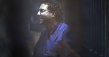 تأجيل دعوى علاء عبد الفتاح للسماح بدخول الرسائل والكتب والصحف لمحبسه لـ4 أبريل