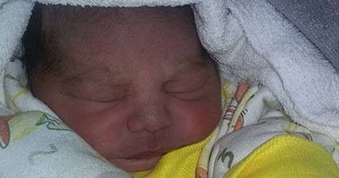 حفاظًا على صحة طفلك.. "متستعجليش" على أكله بدرى إلا بعد 4 شهور من ولادته
