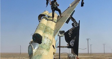 الصحف الأمريكية: انتشار الأسلحة المستخدمة عن بعد فى الشرق الأوسط.. كاتبة بريطانية مسلمة: لا يمكن هزيمة داعش ما لم يدافع المسلمون عن عقيدتهم.. جدل بسبب تصريحات قديمة لمديرة حملة ترامب عن "الاغتصاب"
