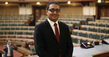 جون طلعت يطالب باقتصار خانة الديانة على شهادتى الميلاد والوفاة