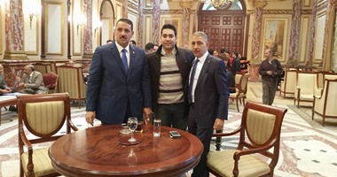 بالصور.. نواب الغربية يلتقطون الصور التذكارية داخل مجلس النواب