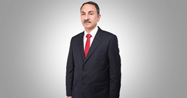 مجدى ملك لوزير التموين: المحتكرون وسوء الإدارة سببا أزمة السكر