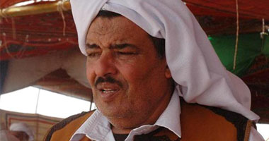 محافظ مطروح يلتقى ممثلى القبائل لتهدئة الأوضاع
